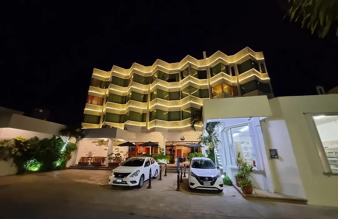 Hotel Plaza Cozumel-1